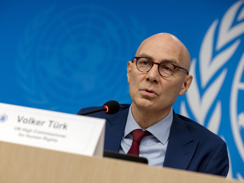 Afghanistan: l'ONU appelle les talibans à rétablir la connectivité