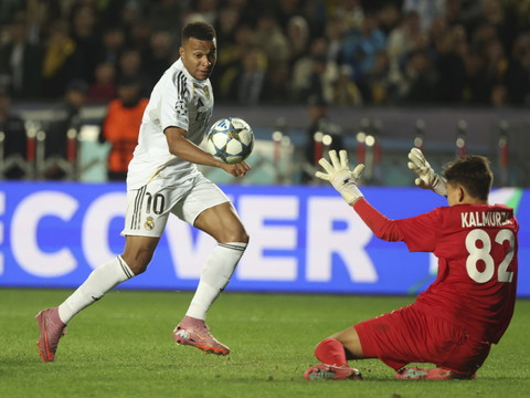 Ligue des champions: facile succès du Real Madrid au Kazakhstan