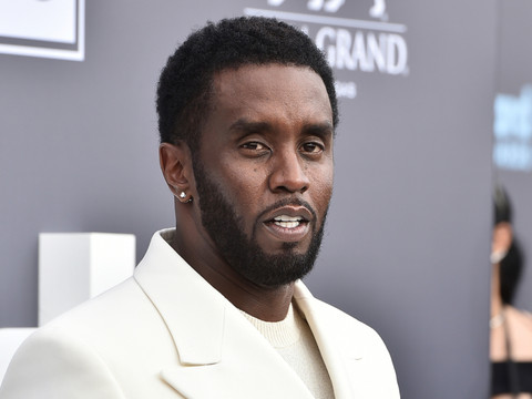 A la veille de son jugement, P. Diddy demande pardon