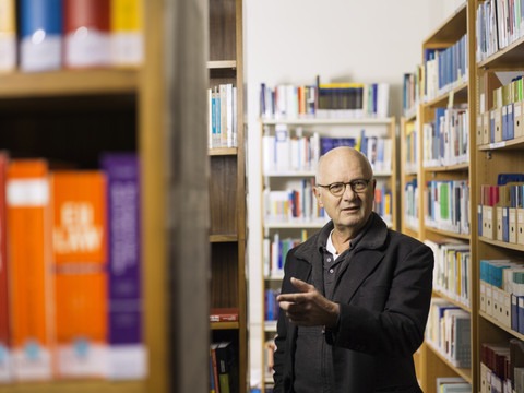 La Suisse renforce son armée trop tard, estime l'historien Kreis