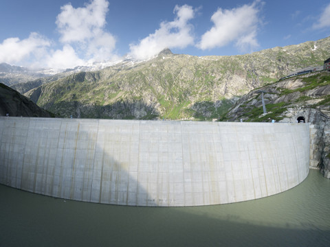 Pas de référendum contre le projet d'accélération des procédures