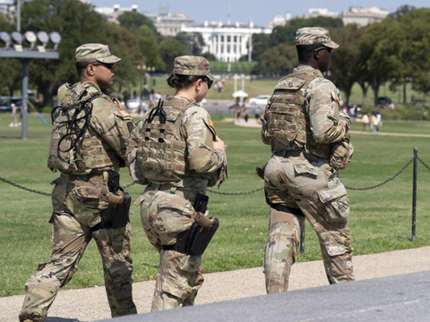 La Maison-Blanche annonce l'envoi de 300 gardes nationaux à Chicago