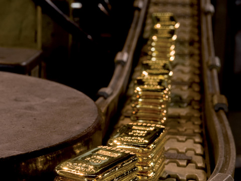 L'or poursuit sa hausse dans le chaos politique