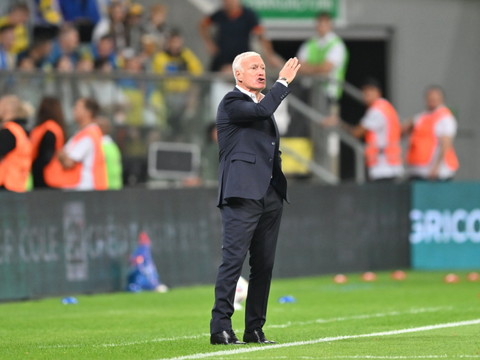 Les premiers billets pour le Mondial distribués en Europe