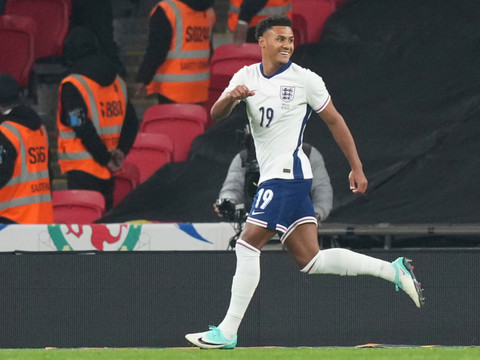 Match amical: L'Angleterre en gestion contre les Gallois