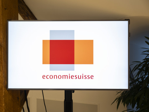 Infrastructures de transports: partenariat privé-public proposé