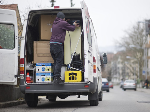 Les jeunes Suisses restent plus longtemps chez leurs parents