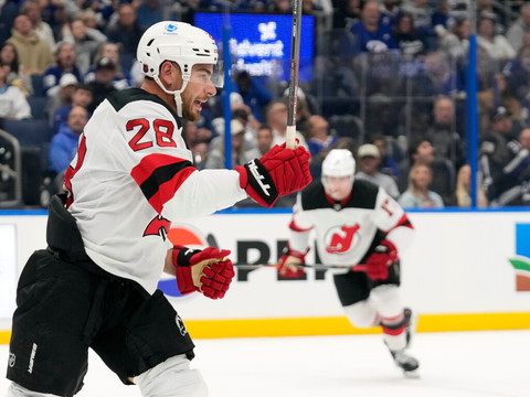 NHL: deuxième but de la saison pour Timo Meier et Kevin Fiala