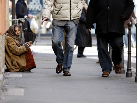 Le nombre d'Italiens sous le seuil de pauvreté reste élevé en 2024