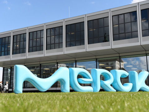 Droits de douane: l'allemand Merck s'entend à son tour avec Trump