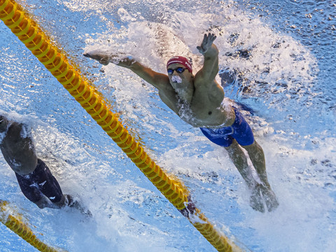 Ponti s'impose à nouveau sur 100 m papillon