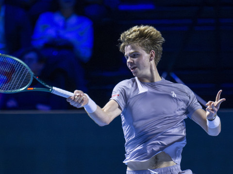 Swiss Indoors: Battu avec les honneurs, Bernet a pris date