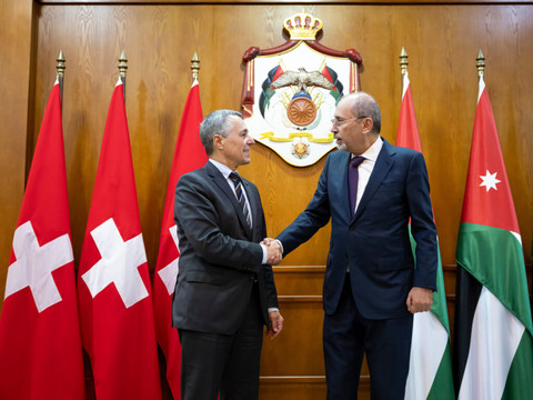 Ignazio Cassis a été accueilli à Amman par son homologue jordanien