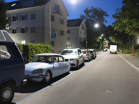 La lumière blanche froide réduit plus le stress que la chaude