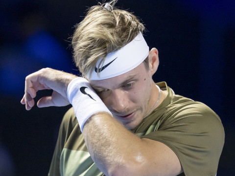 Swiss Indoors: deux Canadiens out sur abandon en quarts de finale