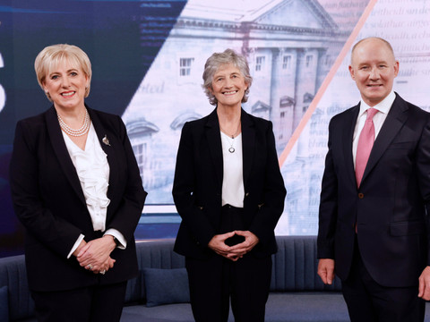 Présidentielle en Irlande: Catherine Connolly donnée gagnante
