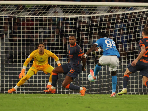 Serie A: Naples stoppe l'Inter Milan et repasse en tête