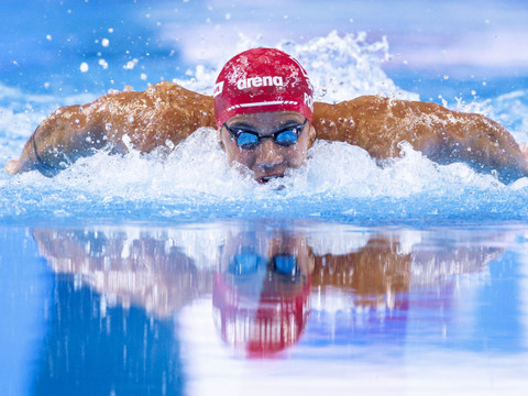 Ponti encore battu sur 50 m papillon