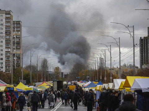 Ukraine: trois morts à Kiev dans une attaque de drones russe