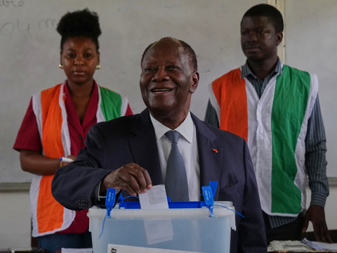 Présidentielle ivoirienne: scores écrasants pour Ouattara