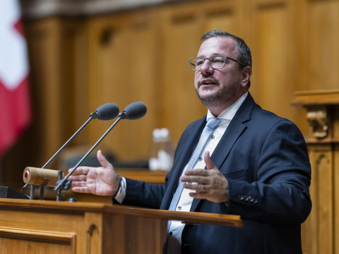 Les nouveaux accords Suisse-UE approuvés par le président du Centre