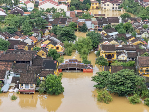Crues au Vietnam: au moins 10 morts et 128'000 maisons inondées