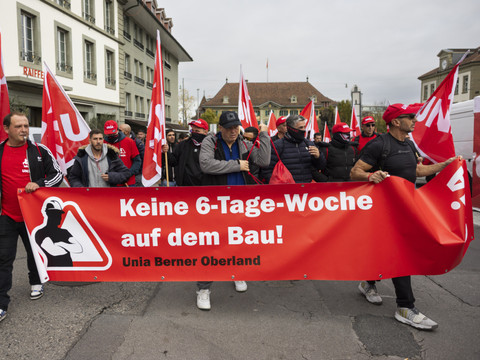 Les maçons dénoncent leurs conditions de travail à Berne
