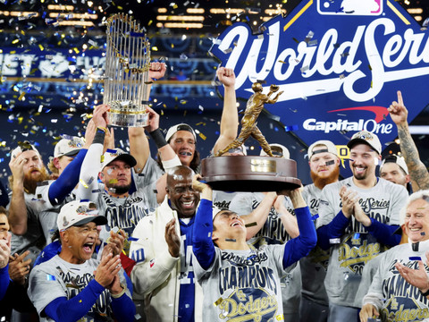 Les Dodgers réussissent le doublé au bout du suspense