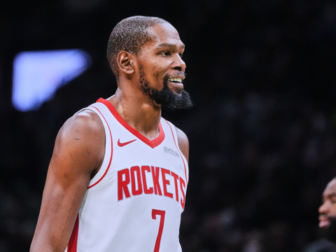 Un 3e succès d'affilée pour les Rockets