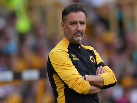 Dernier, Wolverhampton se sépare de son entraîneur