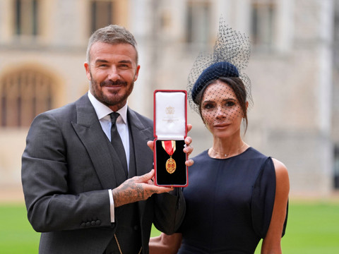 David Beckham décoré par Charles III au château de Windsor