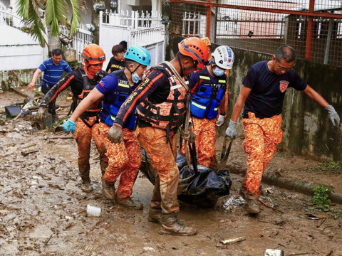 Philippines: le typhon Kalmaegi tue plus de 90 personnes