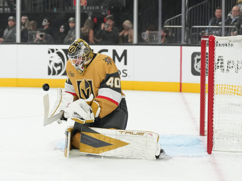 Un blanchissage pour Akira Schmid