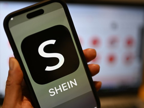 Shein: le gouvernement saisit la justice pour un blocage du site