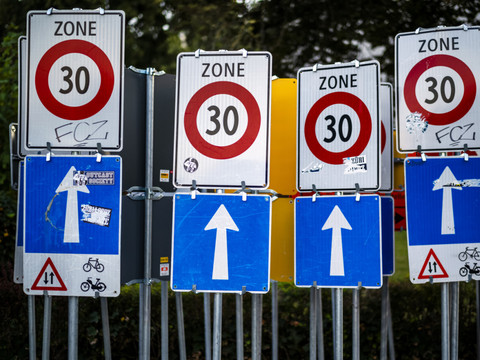 Les villes et communes tiennent à leur autonomie sur les 30 km/h