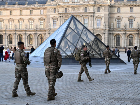 Le Louvre a négligé la sécurité au profit de l'attractivité