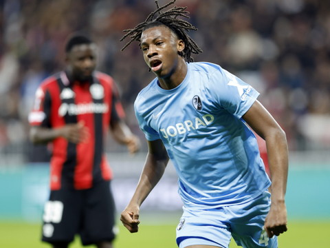 Johan Manzambi et Simon Sohm buteurs