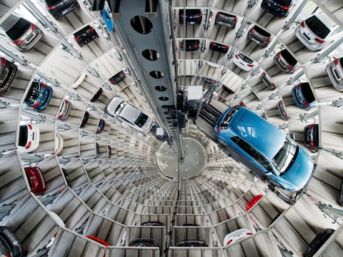 Pourquoi le secteur automobile européen traverse 