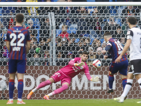 Super League: Lugano s'impose 1-0 à Bâle