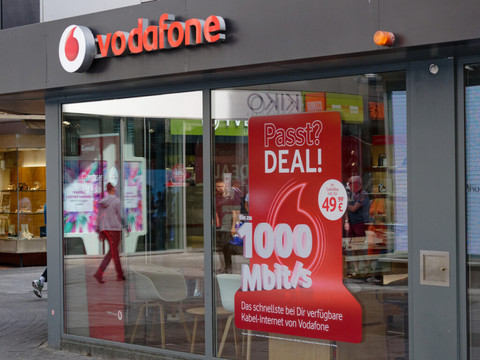 Vodafone dopé par son rebond en Allemagne au premier semestre