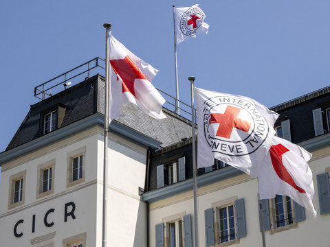 Environ 900 proches de disparus réunis en ligne par le CICR