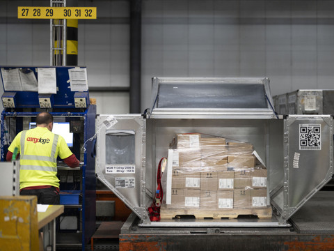 Flughafen Zürich: fréquentation et recettes accélèrent en octobre