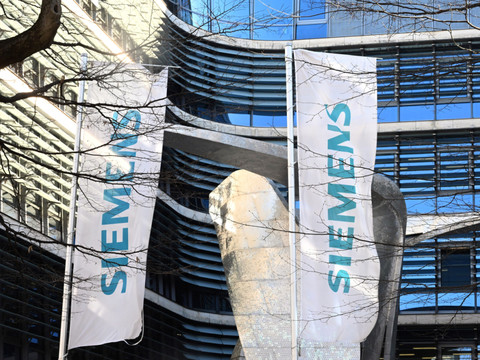 Nouveau bénéfice record pour Siemens, qui se prépare à accélérer