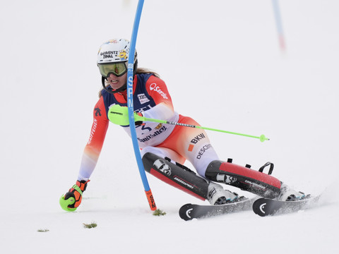 Les slalomeuses entrent en scène à Levi
