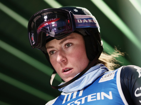 1re manche: Shiffrin survole les débats, Holdener 7e