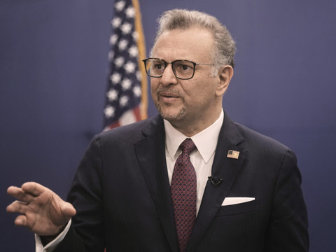 Soudan: l'émissaire de Trump pour l'Afrique dénonce des atrocités