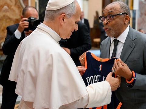 Le Pape reçoit des grands noms du cinéma, 