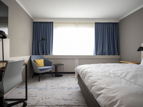 Les nuitées hôtelières accélèrent en octobre