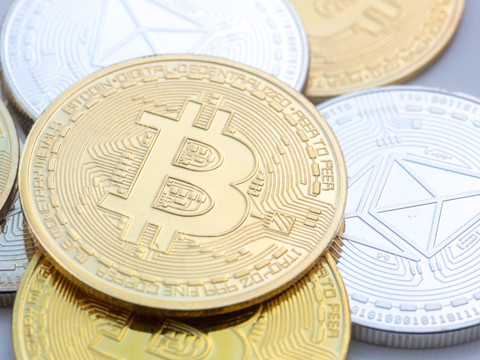 Le bitcoin chute sous les 90'000 dollars