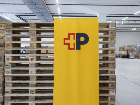 La Poste réalise un résultat en baisse, mais solide